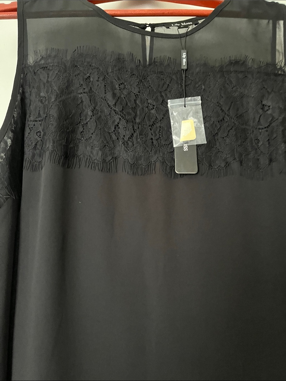 ❤️3 for $30 Item Women's Black Lace-Trim Sleeveless Top NWT - Picture 4 of 5